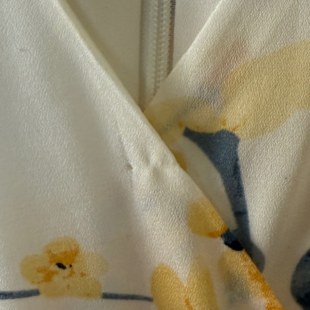 French Countryside White and Yellow Floral Print High-Low Dress - size M - Picture 5 of 7